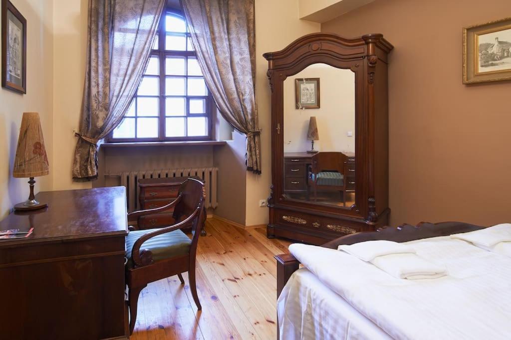 וילנה Cozy Apartment In Gothic Style House In The Heart Of The Old Town מראה חיצוני תמונה